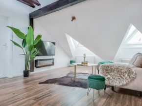 Moonshine Apartment - Altstadtflair in der City mit Parkplatz und Home Office